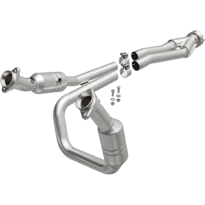 MagnaFlow Ford OEM Grade Federal / EPA Compliant Direct-Fit Catalytic Converter