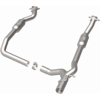 MagnaFlow Exhaust Products Catalytic Converter 5551294