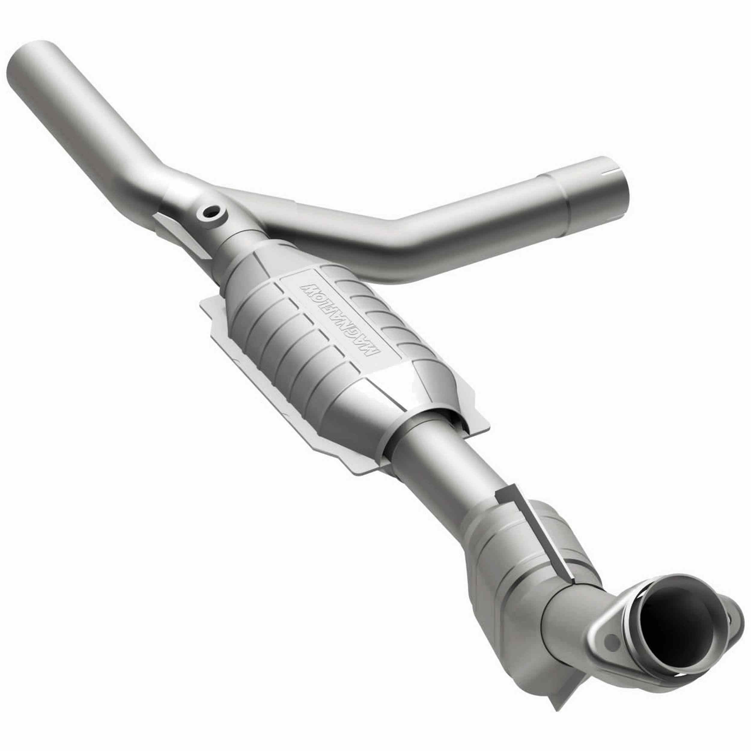 MagnaFlow Ford HM Grade Federal / EPA Compliant Direct-Fit Catalytic Converter