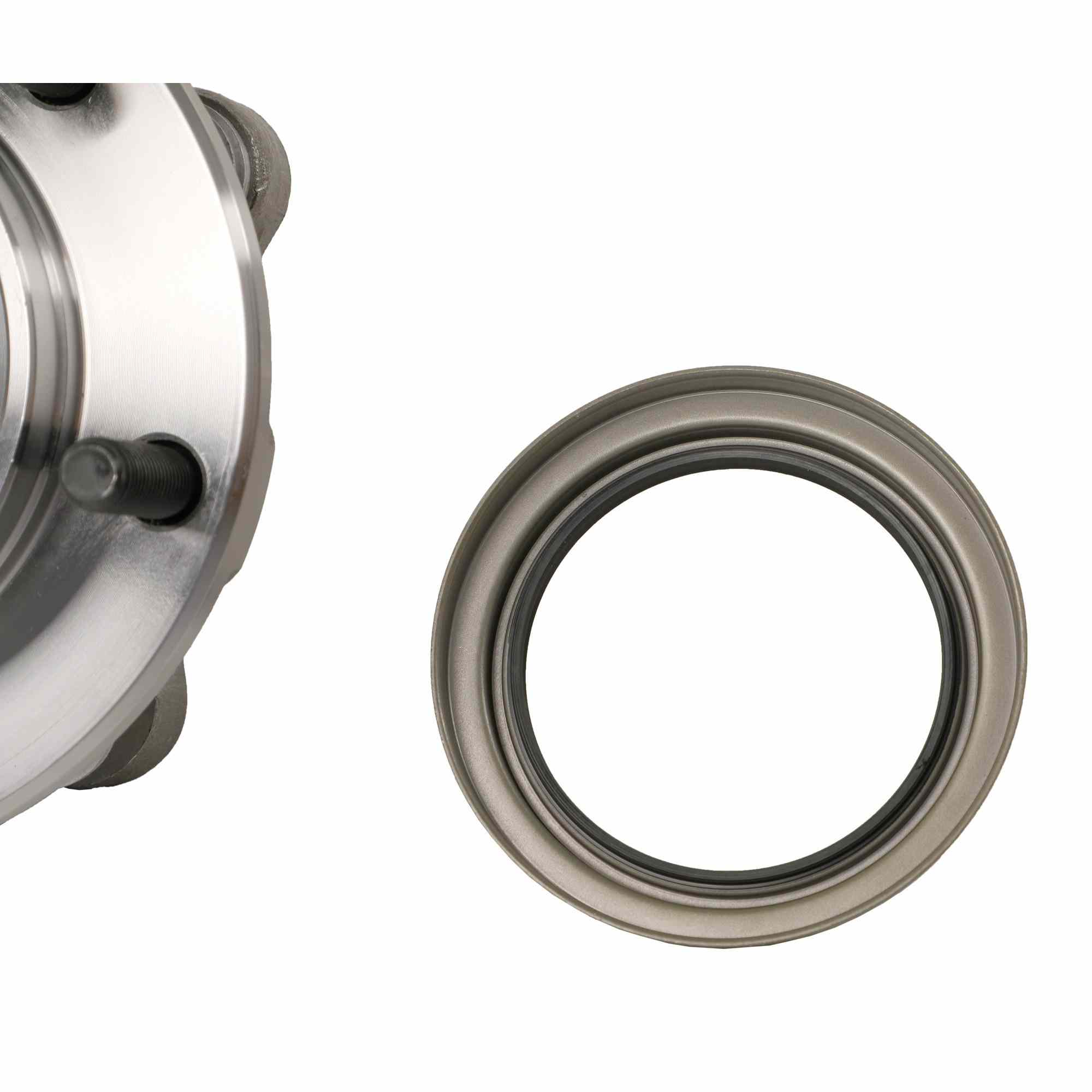 MOOG Hub Assemblies Wheel Bearing and Hub Assembly 515201
