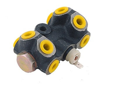 MTC Brake Hydraulic Line Junction