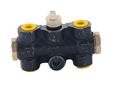 MTC Brake Hydraulic Line Junction