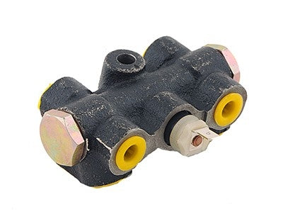 MTC Brake Hydraulic Line Junction