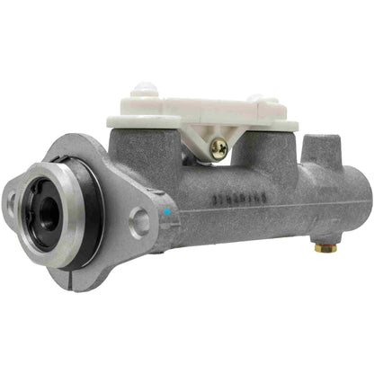 Quality-Built Brake Master Cylinder NM52735A