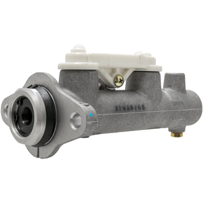 Quality-Built Brake Master Cylinder NM52735A
