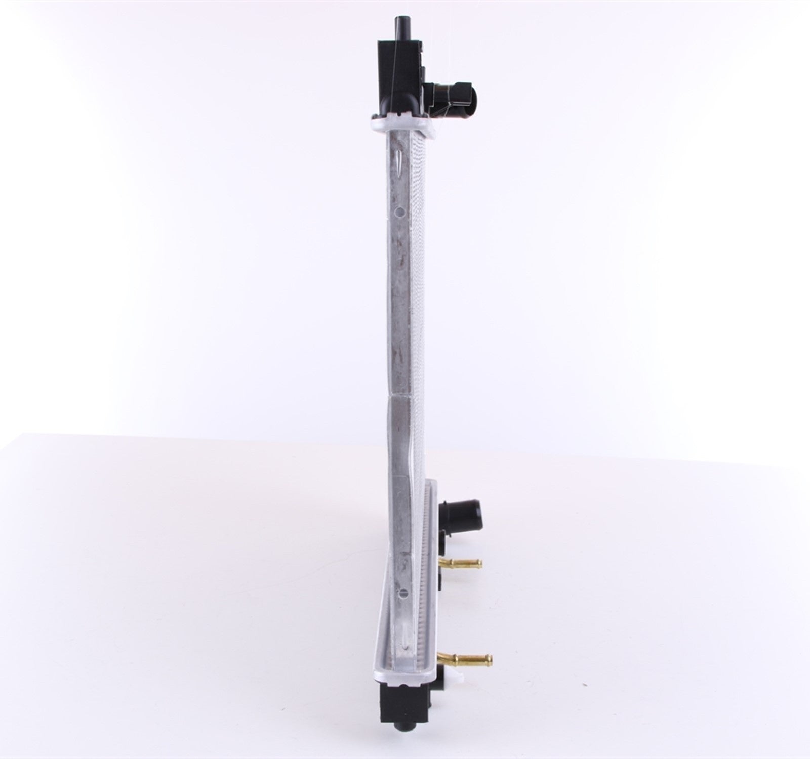 Nissens Radiator 64799