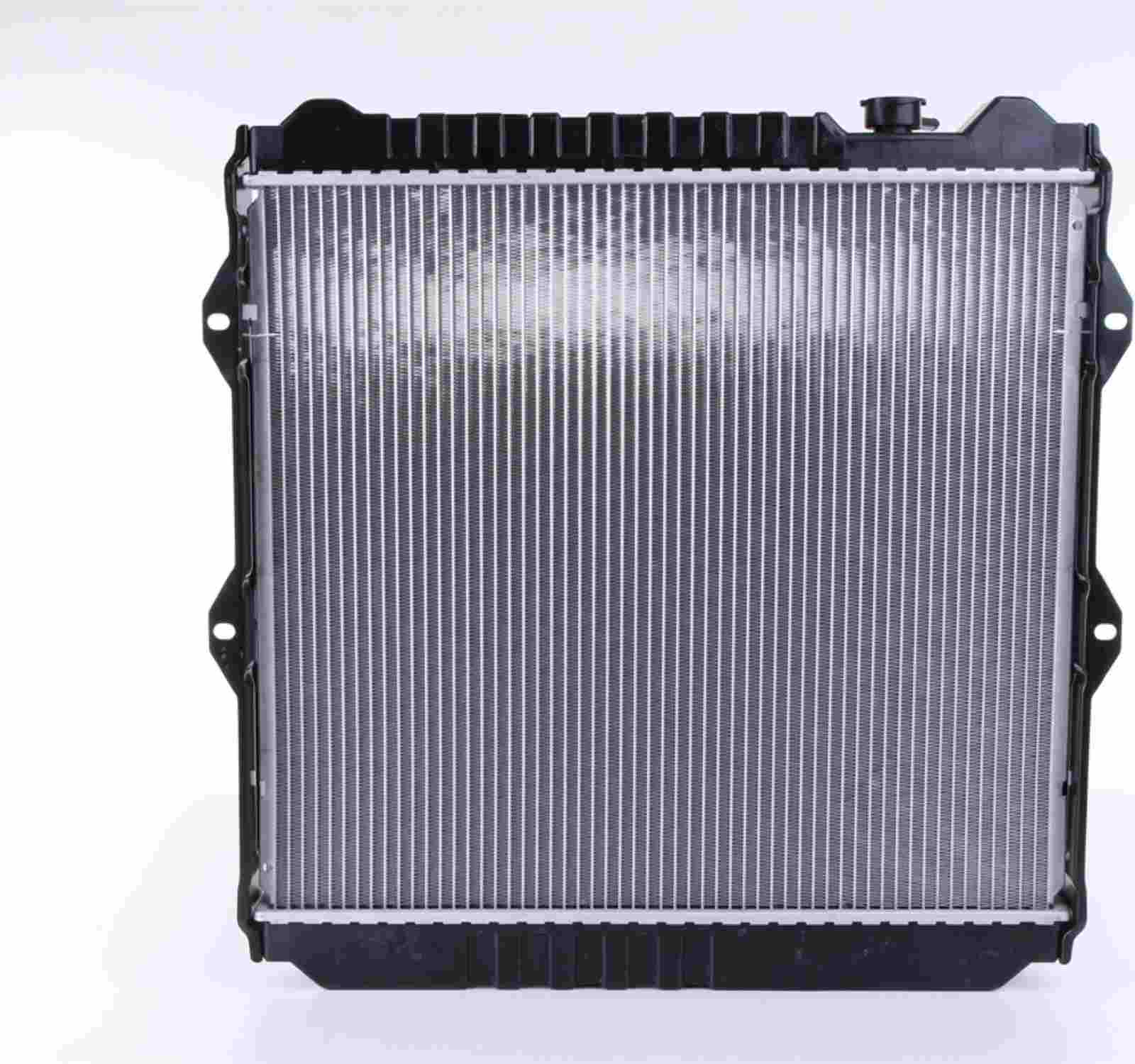 Nissens Radiator 64847