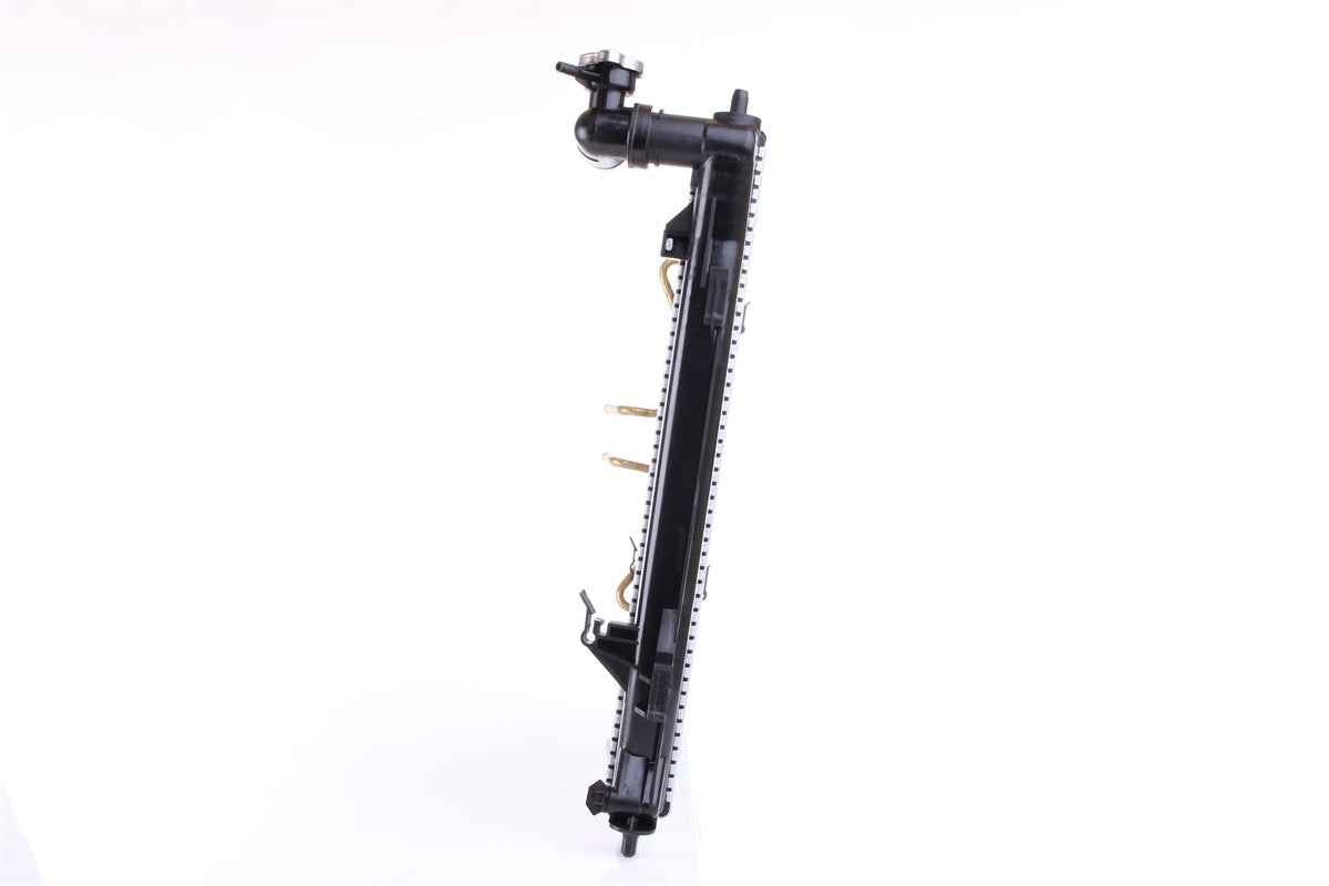 Nissens Radiator 666220