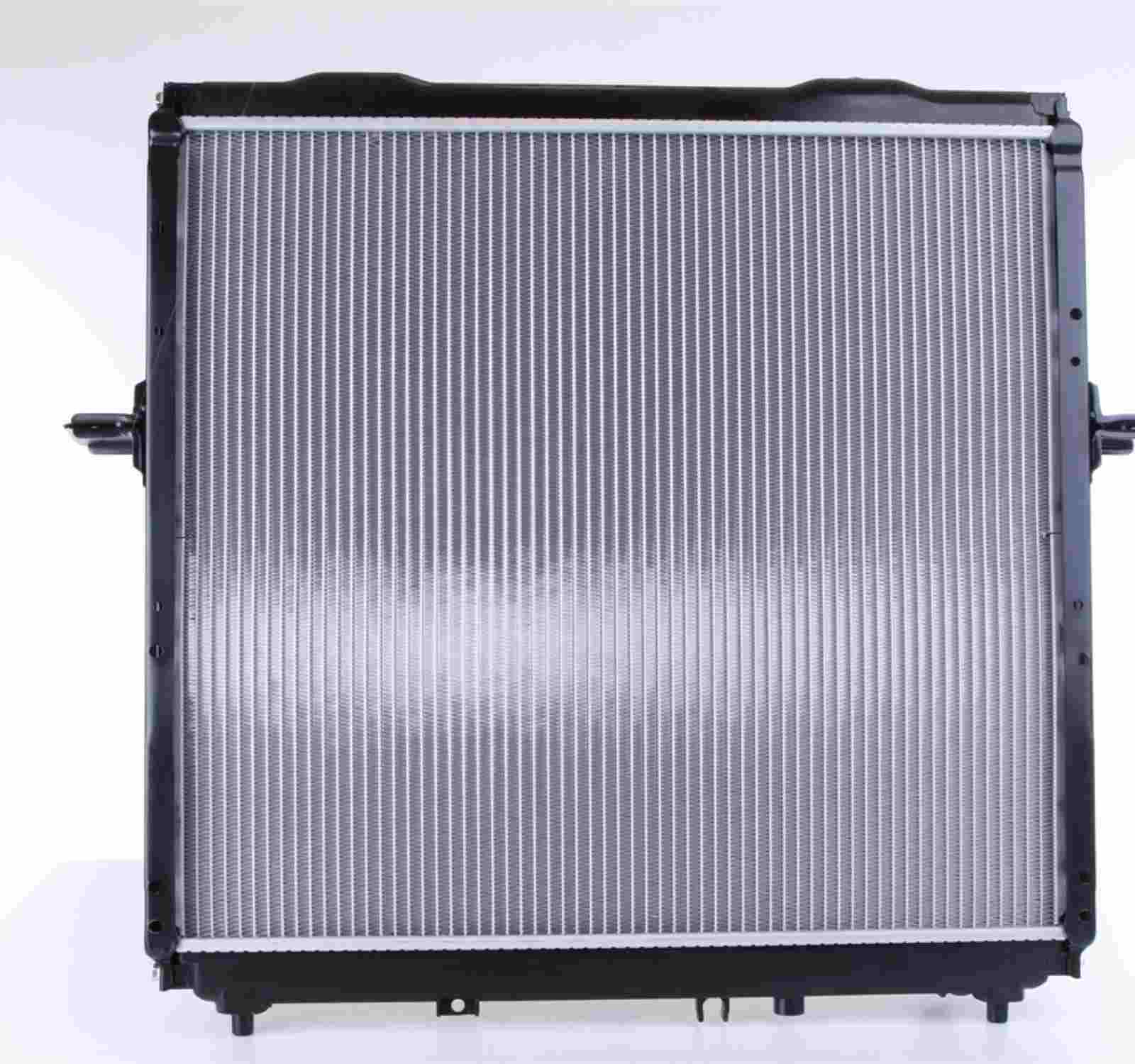 Nissens Radiator 66768