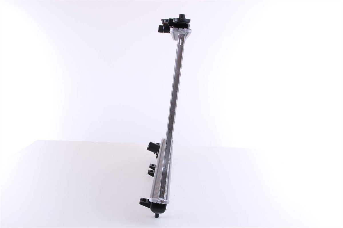 Nissens Radiator 67026
