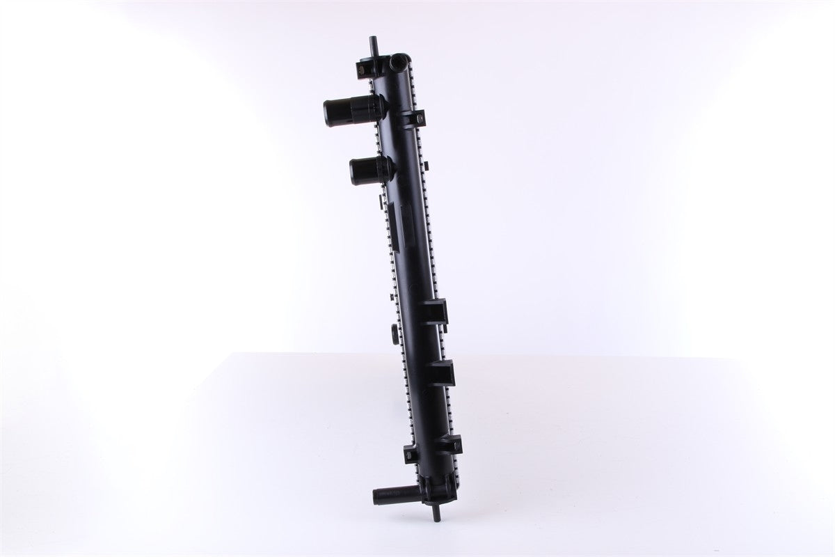 Nissens Radiator 67727
