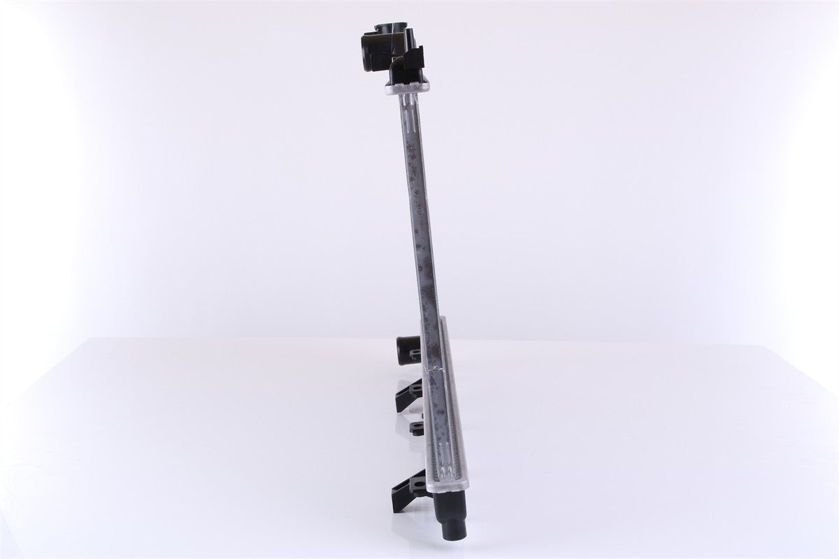 Nissens Radiator 67744