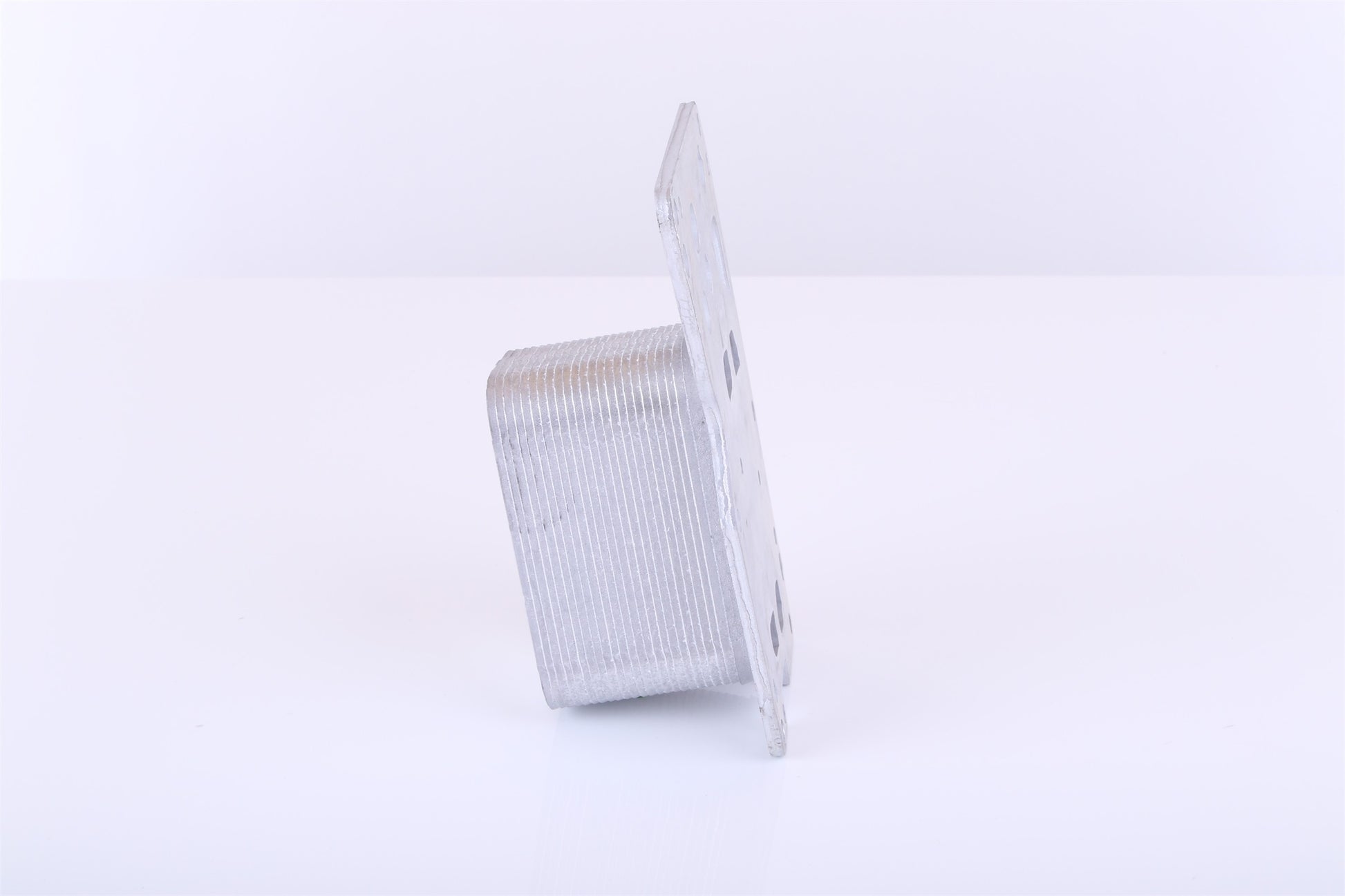 Nissens Engine Oil Cooler 90907 main image