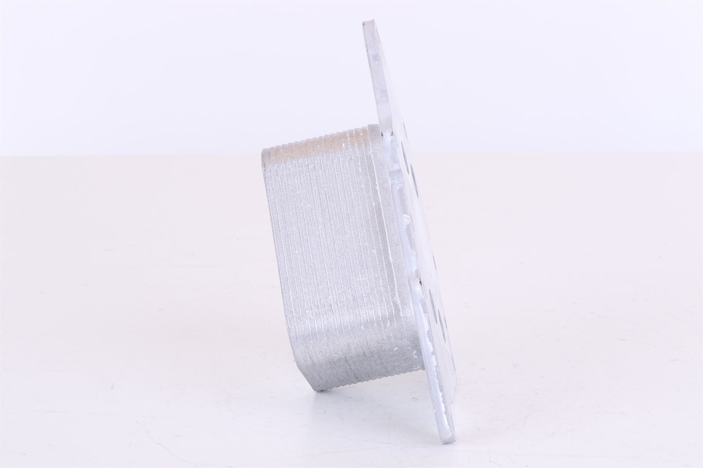 Nissens Engine Oil Cooler 90962 image 5