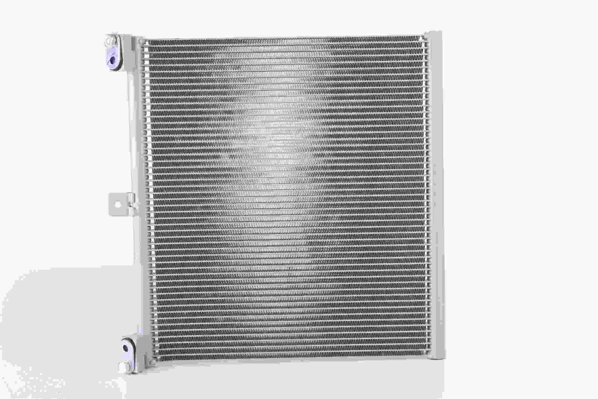 Nissens A/C Condenser 940703