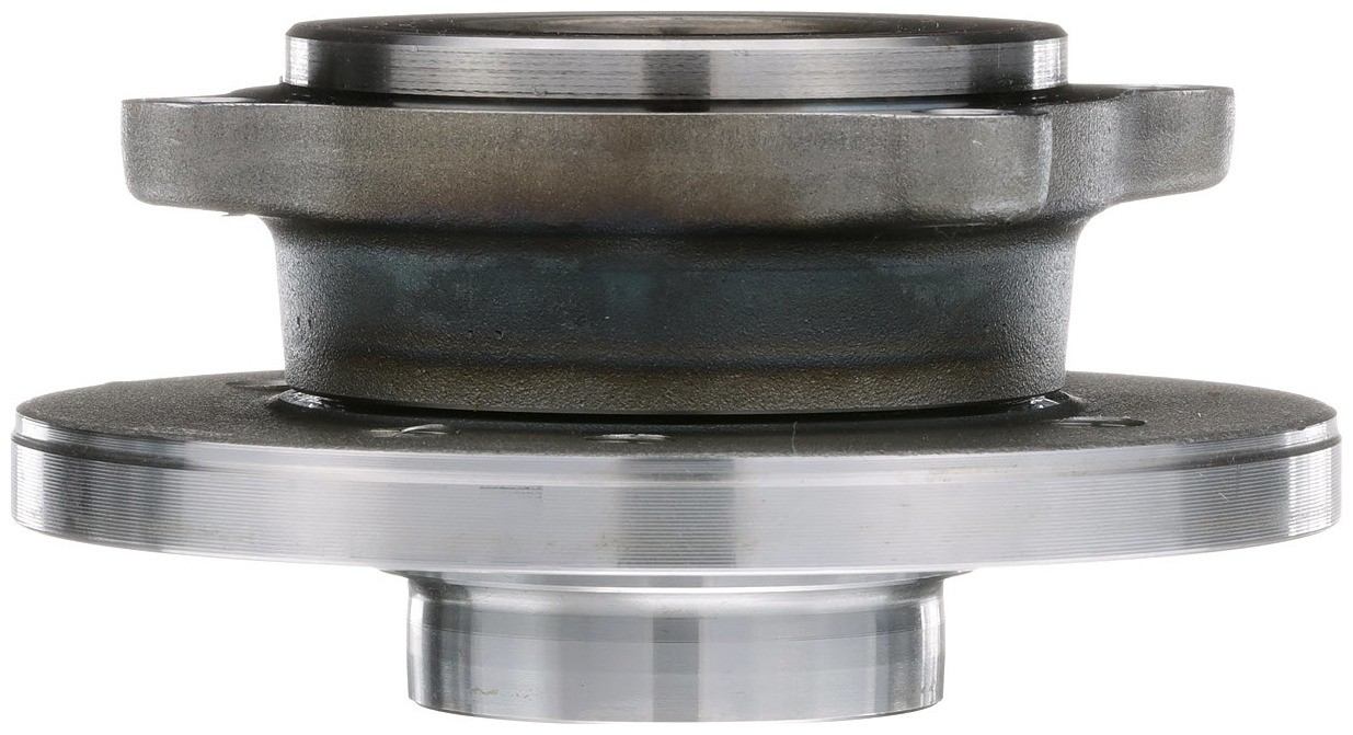 NSK Wheel Bearing and Hub Assembly 62BWKH01A1