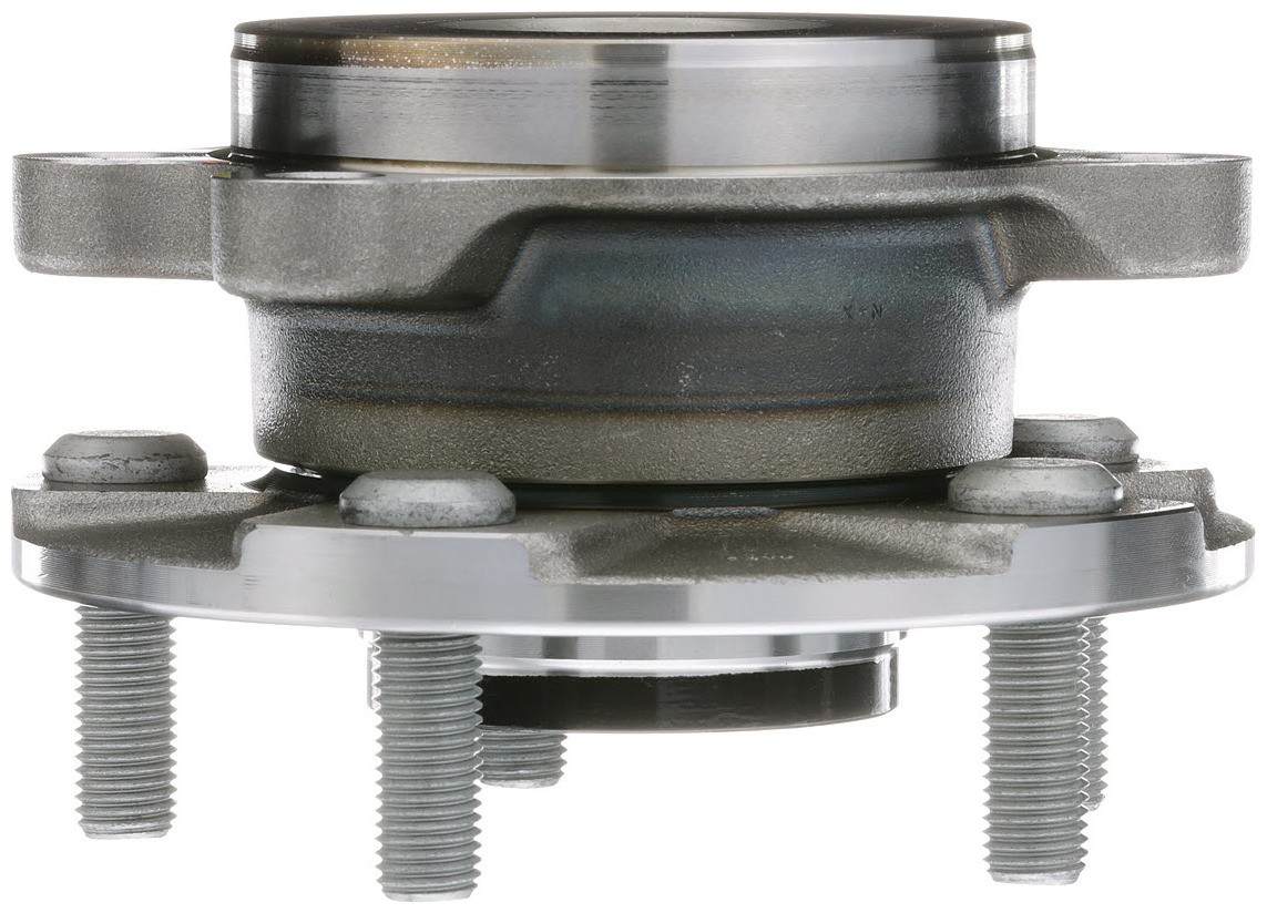 NSK Wheel Bearing and Hub Assembly 62BWKH10