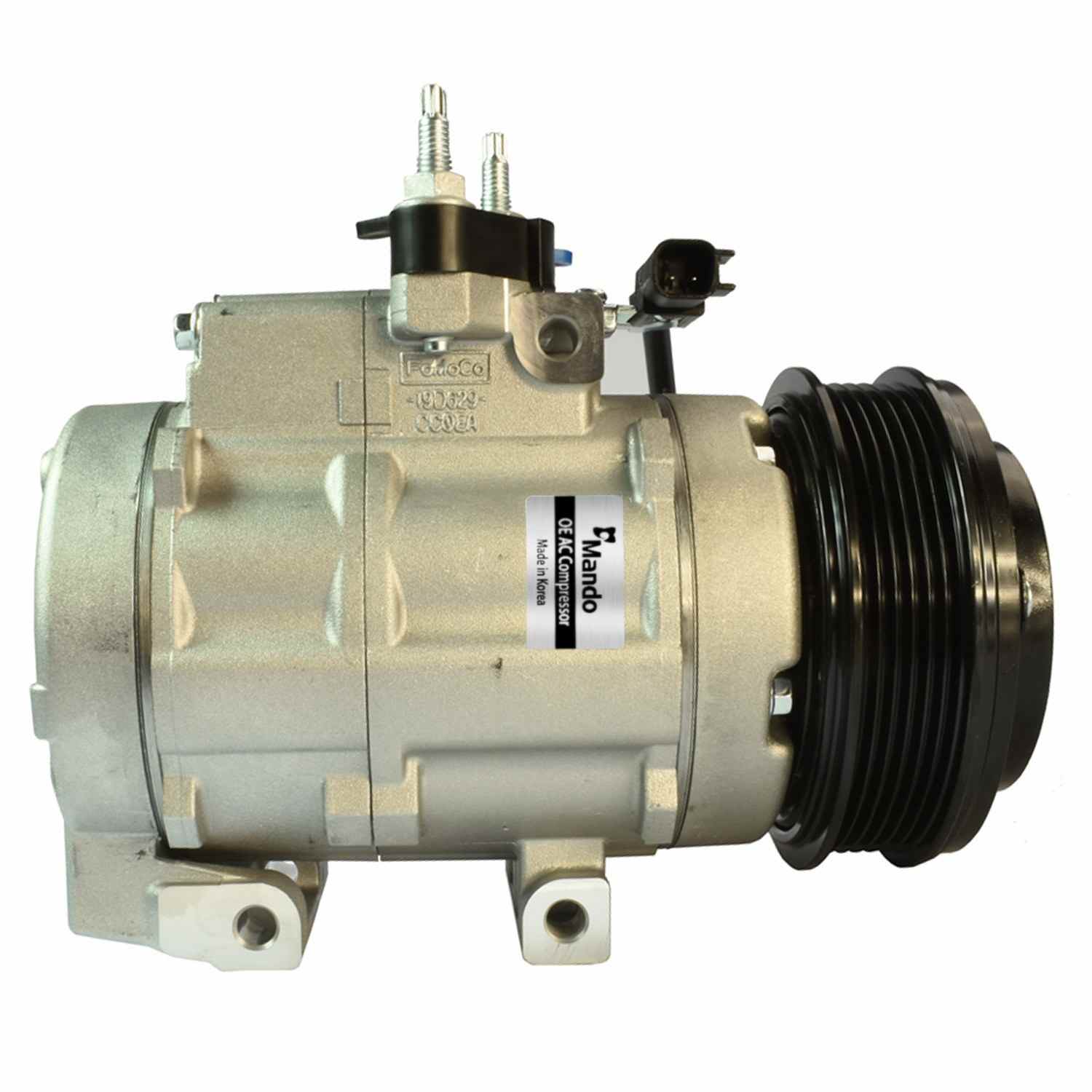 Mando A/C Compressor 10A1041