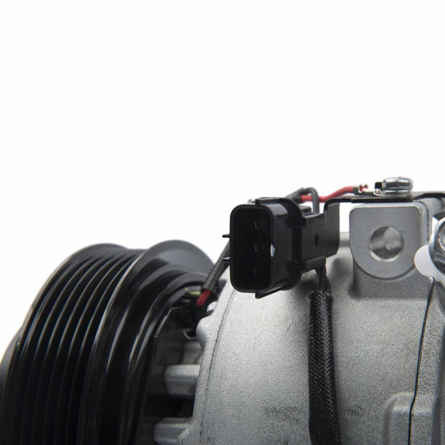 Mando A/C Compressor 10A1052