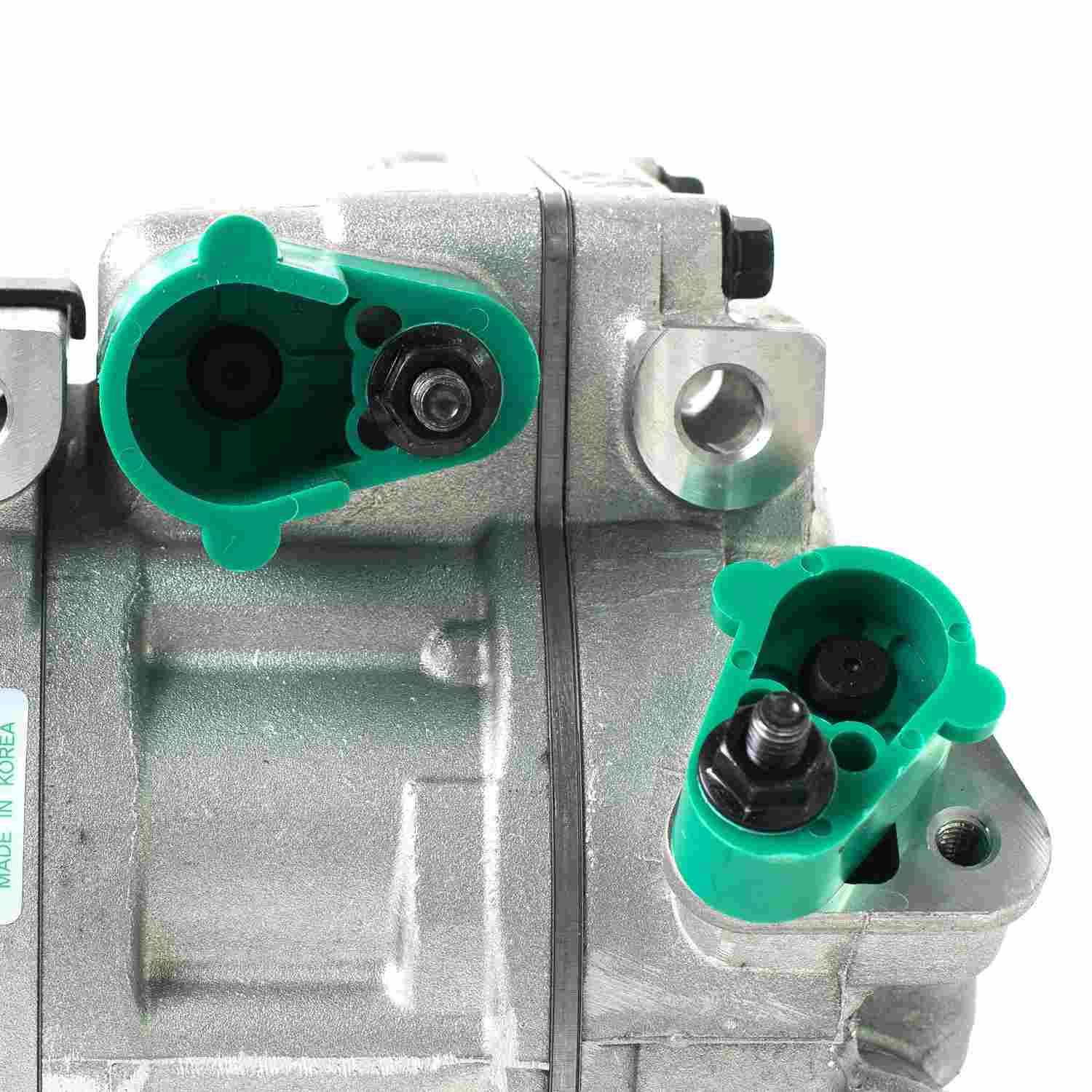 Mando A/C Compressor 10A1090