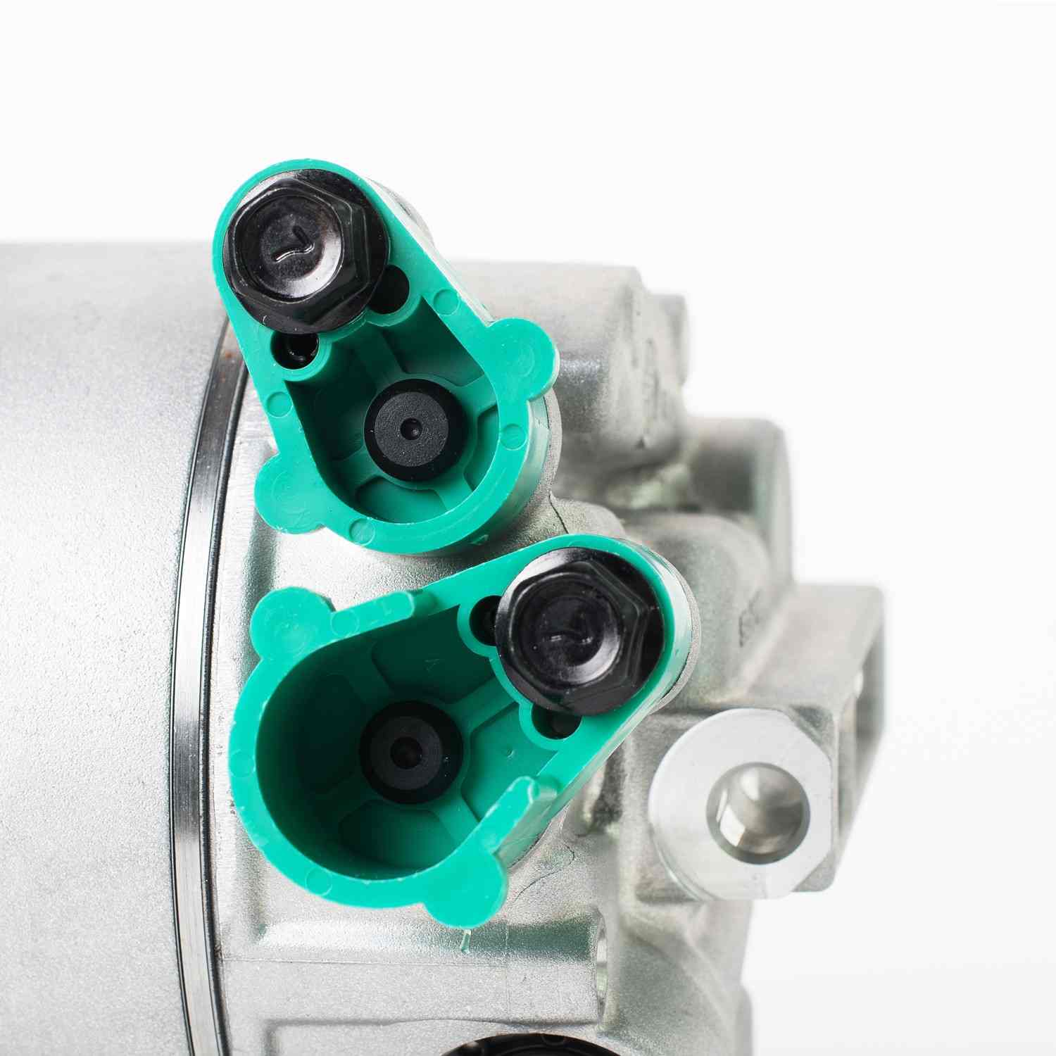 Mando A/C Compressor 10A1399