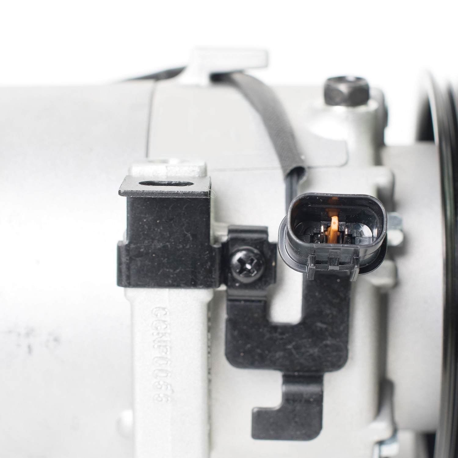 Mando A/C Compressor 10A1399