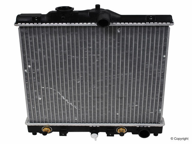 DENSO Auto Parts Radiateur Nouveau OE Qualite 221-3208