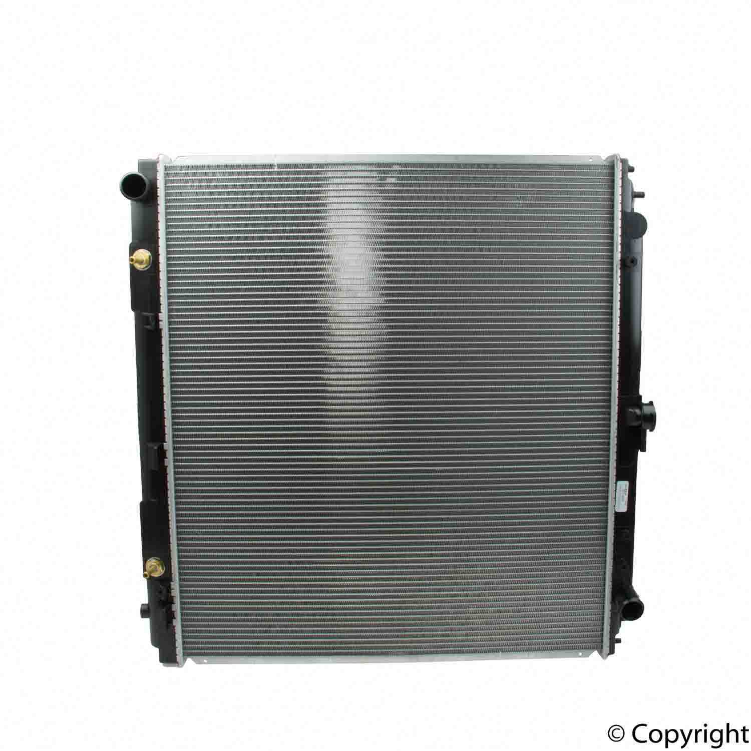 DENSO Auto Parts Radiator 221-3409