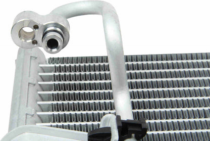 DENSO Auto Parts A/C Condenser 477-0760