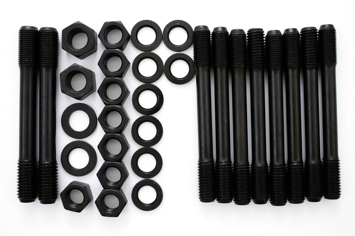 Pioneer Automotive Industries Stud 855019