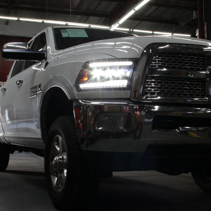 SPYDER 13-18 Dodge RAM 1500 / 13-19 RAM 2500/3500 Projector Headlights 5088673