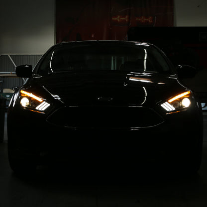 Spyder 15-18 Ford Focus Projector Headlights - Seq Turn Light Bar - Black PRO-YD-FF15-LBSEQ-BK 5086105