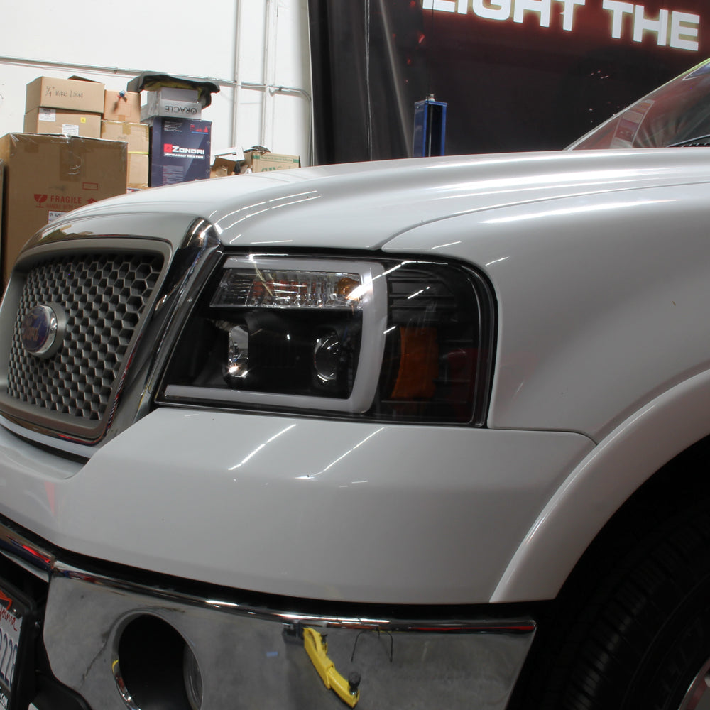 Spyder 04-08 Ford F-150 Projector Headlights - Light Bar DRL - Black PRO-YD-FF15004V2-LB-BK 5084484