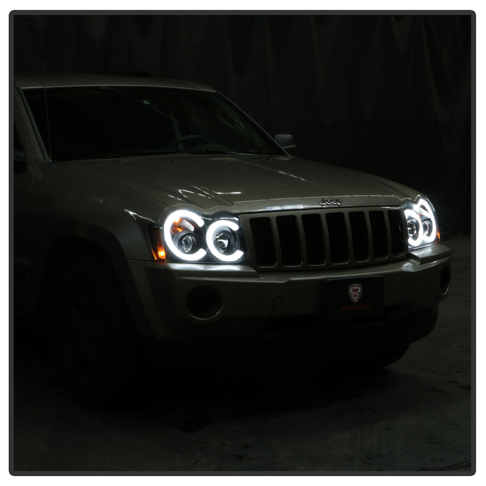 Spyder 05-07 Jeep Grand Cherokee - Light Bar Projector Headlights - Black - PRO-YD-JGC05V2-LB-BK 5086129