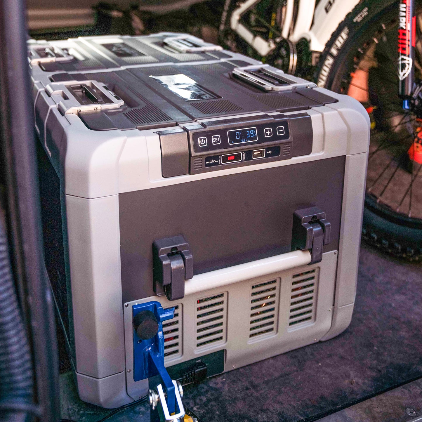 Project X Blizzard Box - 99QT/94L Electric Portable Fridge / Freezer AC57860-1