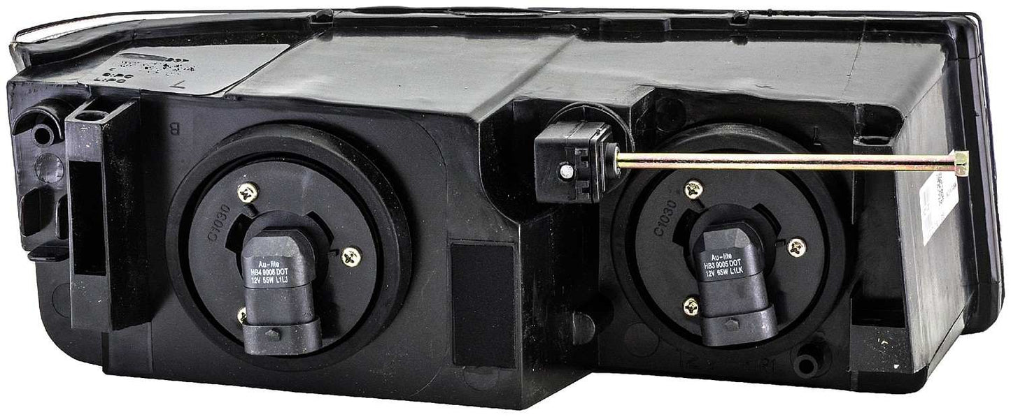 Dorman Headlamp Assembly for 2005 Chevrolet Avalanche 1500 2500 1591104