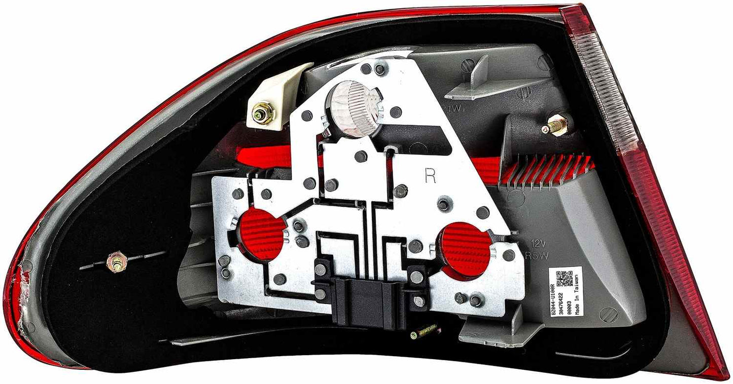 Dorman Tail Light Assembly Right with Easy Installation for 2003-2008 Mercedes-Benz E320, 2002-1998 Mercedes-Benz E430, 2002-1998 Mercedes-Benz E55 AMG