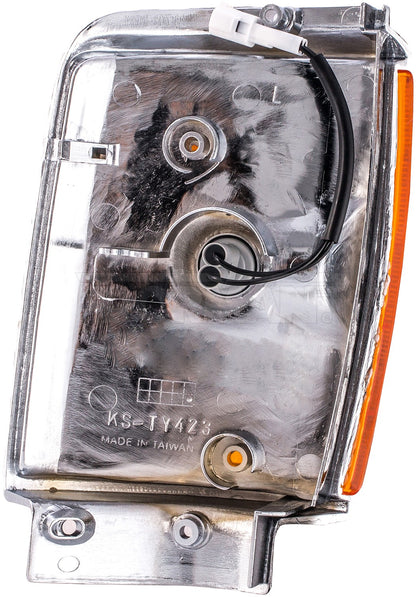 Dorman Turn Signal Lamp Assembly for 1987-1988 Toyota 4Runner, 1987-1989 Toyota Pickup 1630674