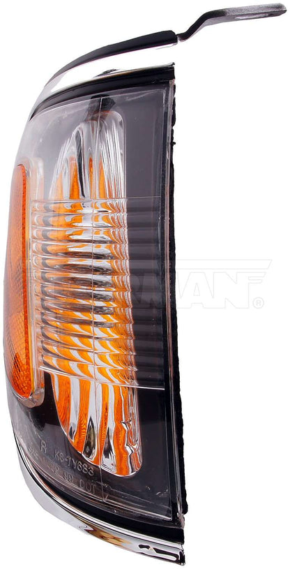 Dorman Turn Signal Lamp Assembly for 2004-01 Toyota Tacoma 1631073