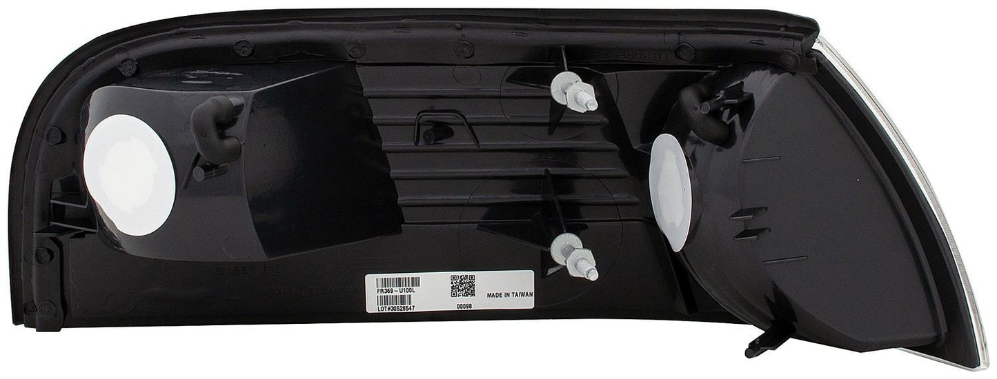 Dorman Side Marker Light Assembly for 2004-03 Mercury Marauder 1631307