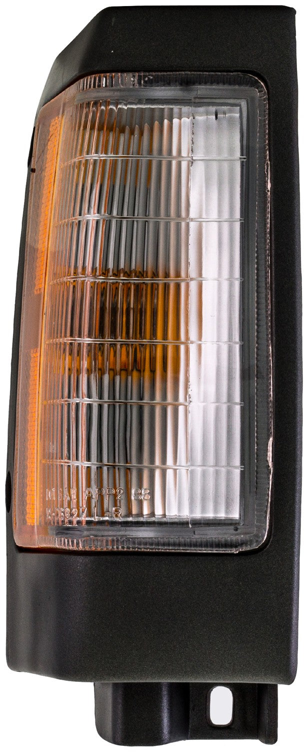 Dorman SIDE MARKER LAMP ASSEMBLY 1650604