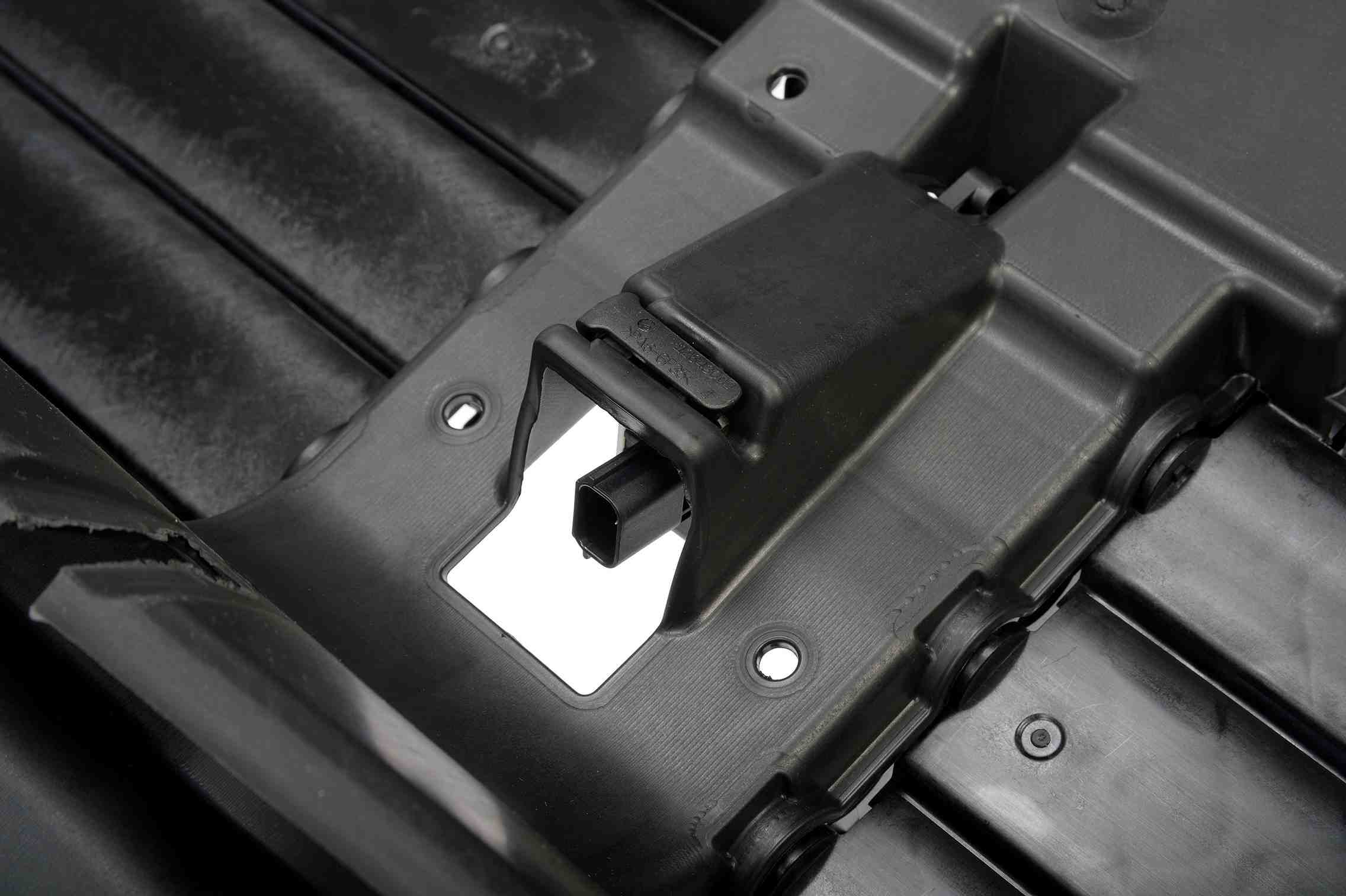 Dorman - OE Solutions ACTIVE GRILLE SHUTTER 601-525