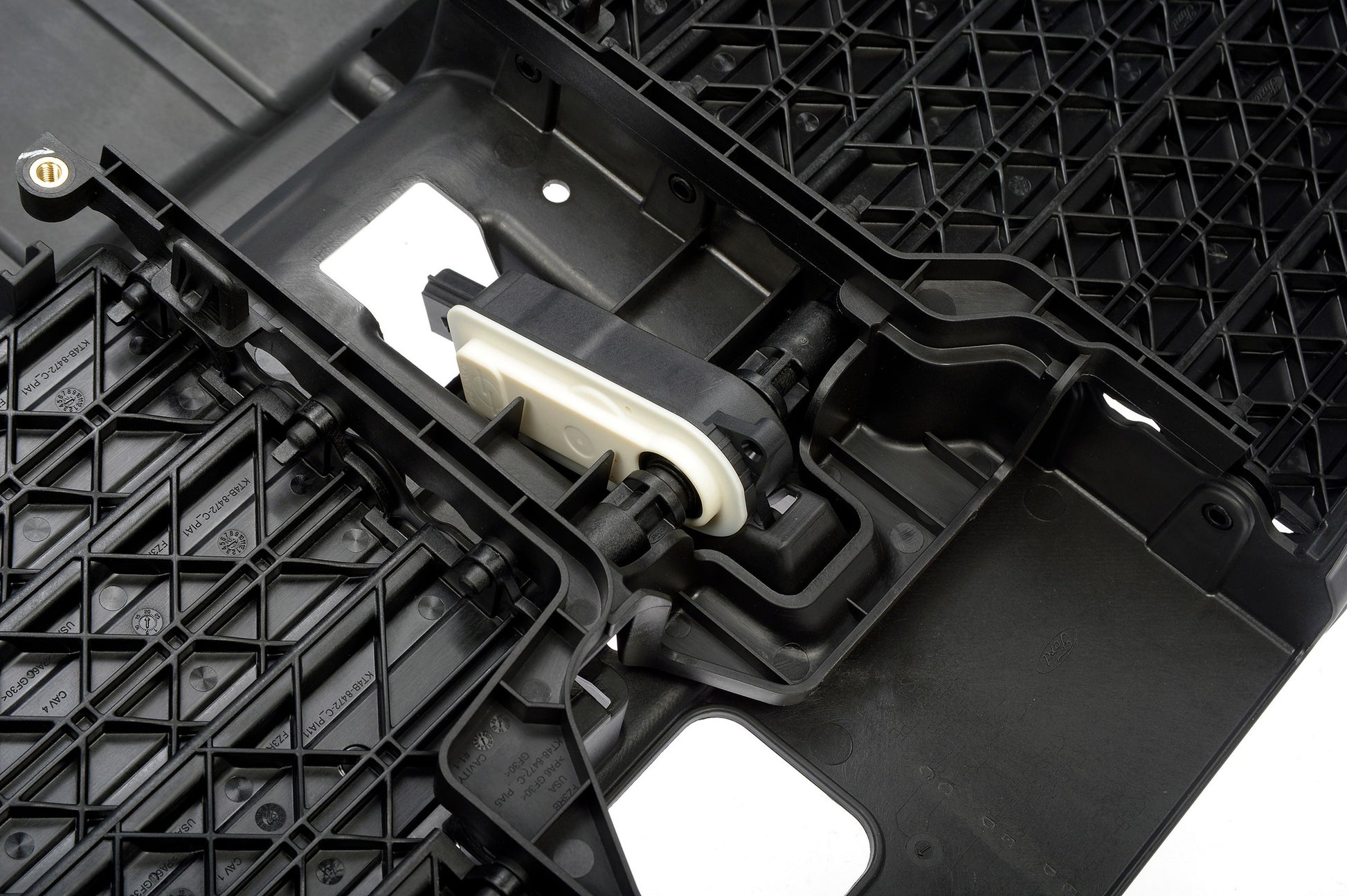 Dorman - OE Solutions ACTIVE GRILLE SHUTTER 601-525