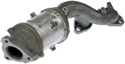 Dorman - OE Solutions Catalytic Converter with Integrated Exhaust Manifold for 2004-2002 Nissan Frontier Nissan Xterra 674-818