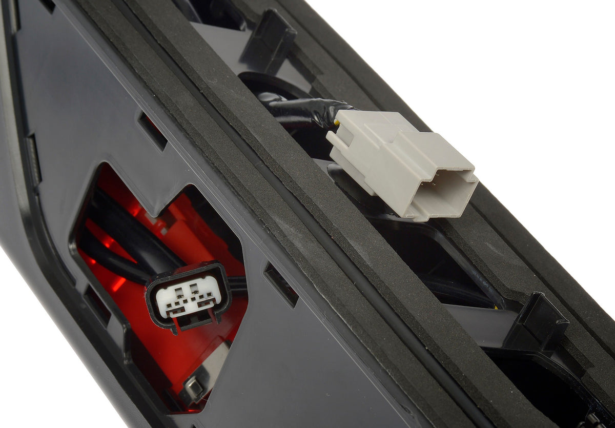 Dorman - OE Solutions THIRD BRAKE LIGHT ASSEMBLY 923-127