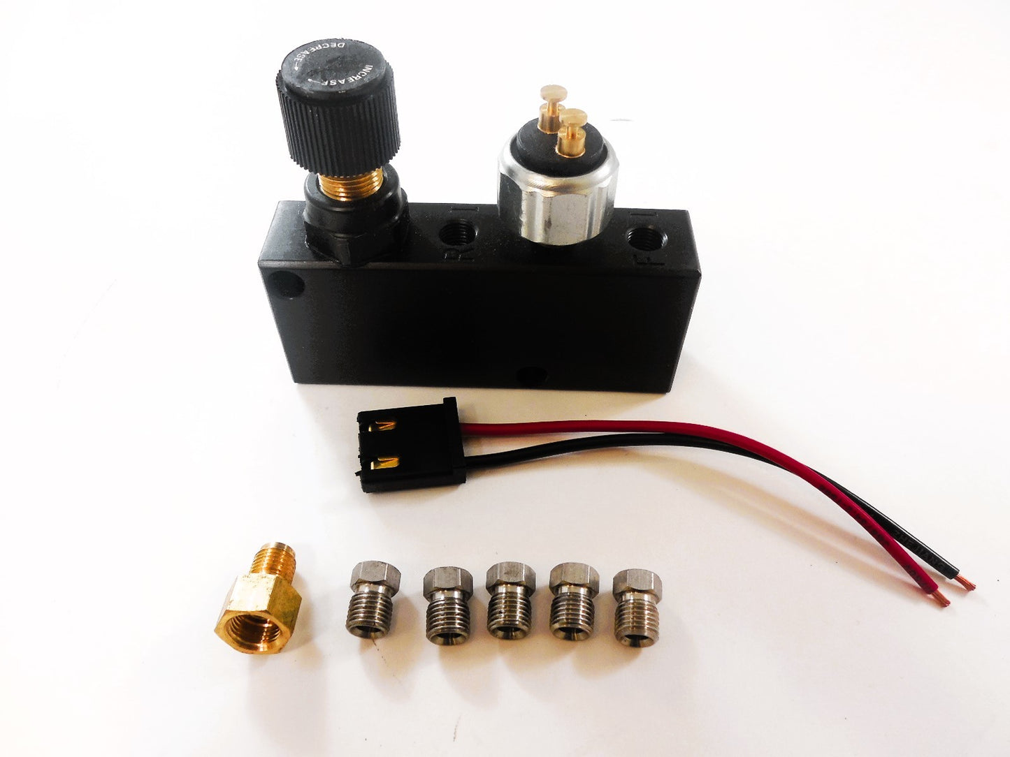 Racing Power Co-Packaged Brake Proportioning Valve Adjustable Black Master Cylinders-Boosters and Components Brake Proportioning Valves main image