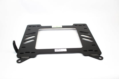 Planted Technology Seat Bracket- Mercedes CLA [1st Generation C117 Chassis] (2013-2019) - Passenger / Right