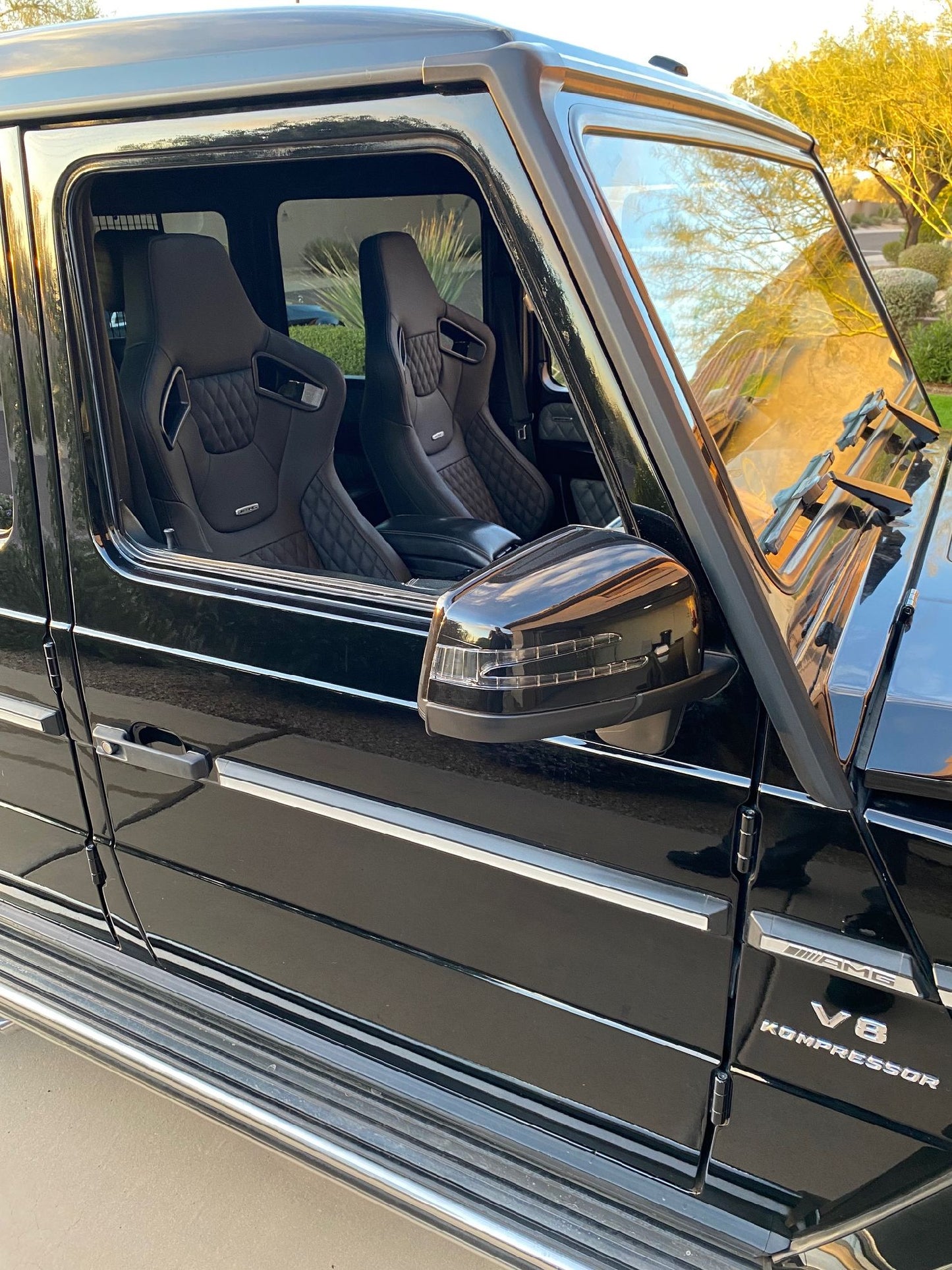 Planted Technology Seat Bracket- Mercedes G-Class [W463 Chassis] (1991-2018) - Driver / Left