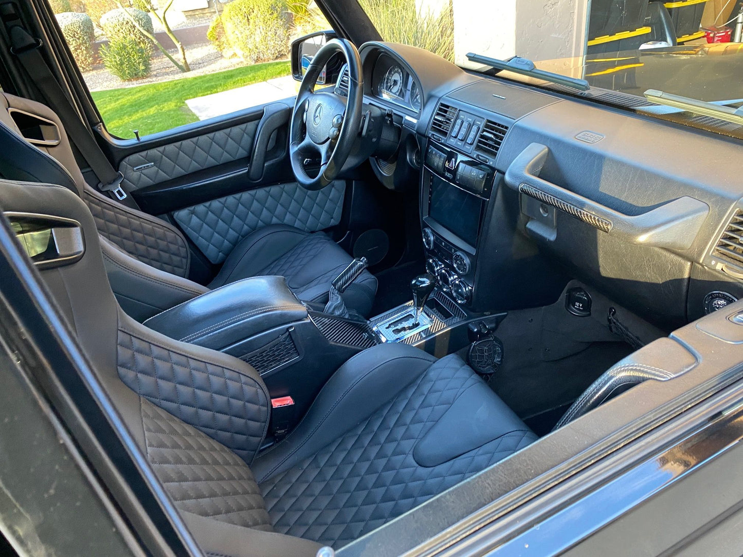 Planted Technology Seat Bracket- Mercedes G-Class [W463 Chassis] (1991-2018) - Driver / Left