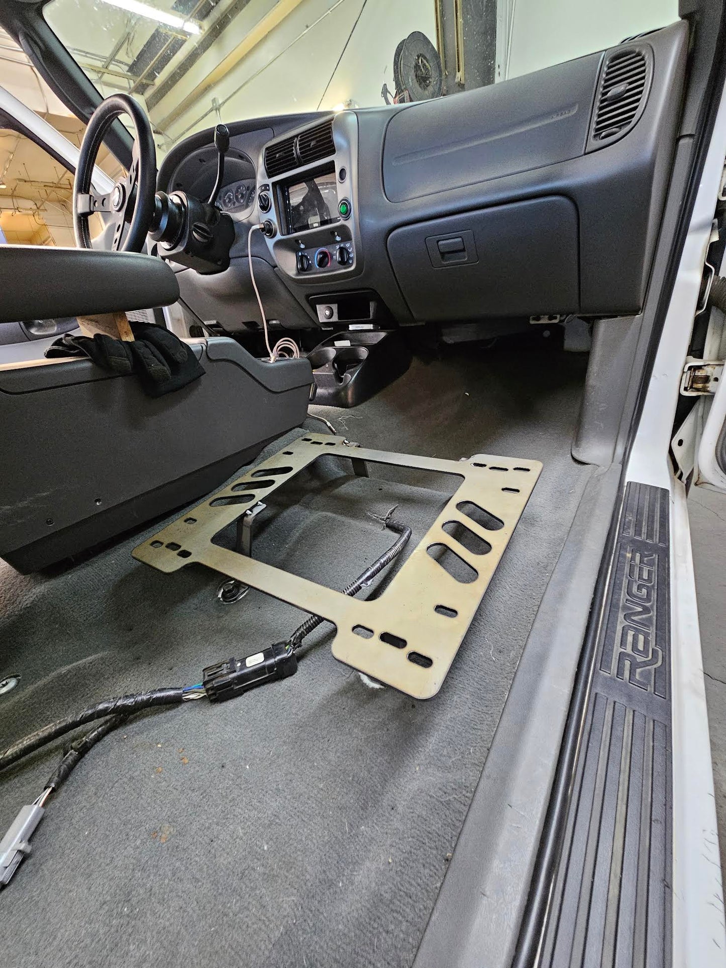Planted Technology Seat Bracket- Ford Ranger [3rd Generation] (1998-2011) - Passenger / Right